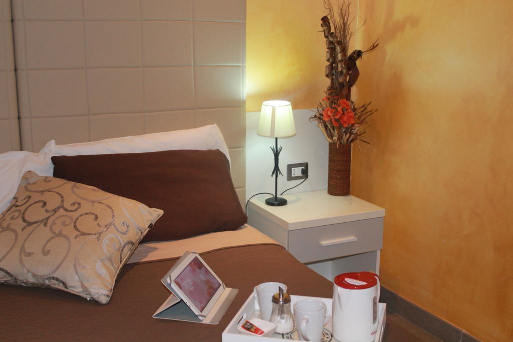 B&B Giorgia Airport Фьюмичино Экстерьер фото