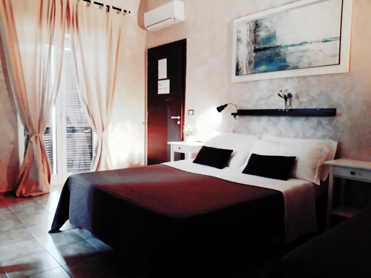 B&B Giorgia Airport Фьюмичино Экстерьер фото
